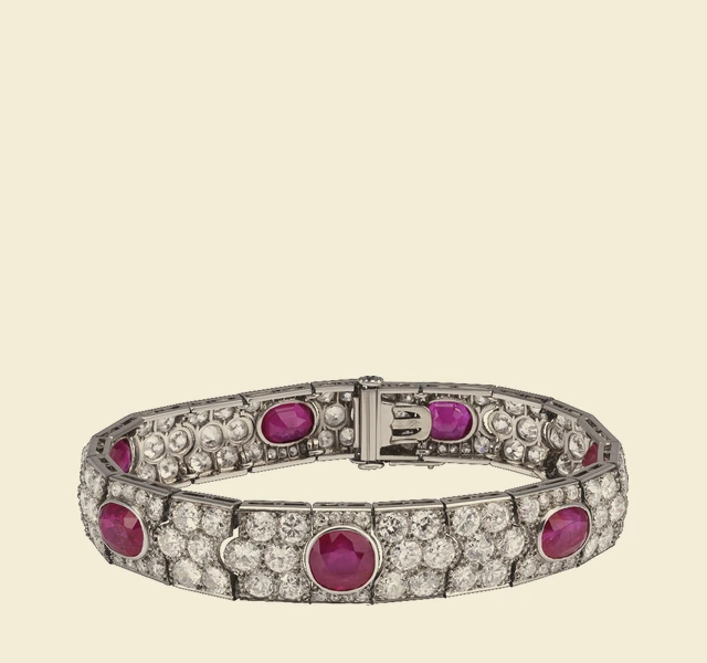 Bracelet articulé en platine, rubis et diamants